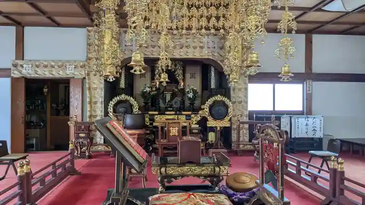 法源寺の本殿・本堂