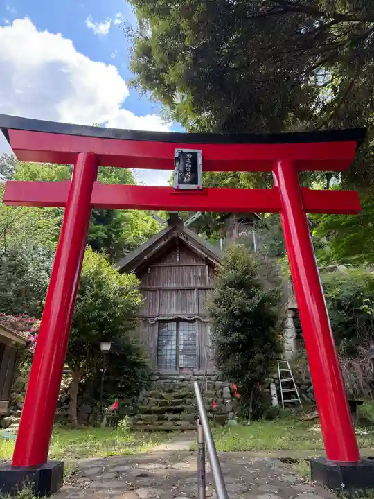 西森稲荷大明神(神奈川県)