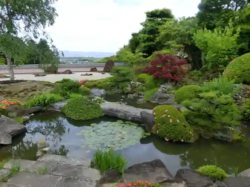 正法寺の庭園