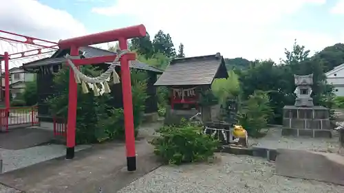 白鳥神社の末社