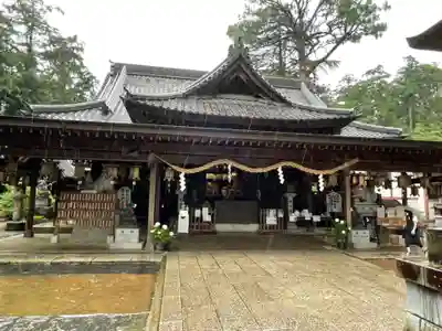 大宝八幡宮の本殿・本堂