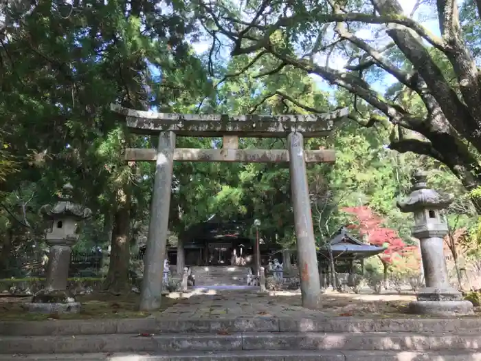 豊榮神社の鳥居