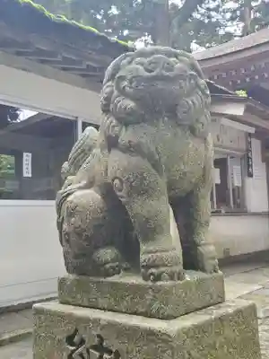 砥鹿神社（奥宮）の狛犬