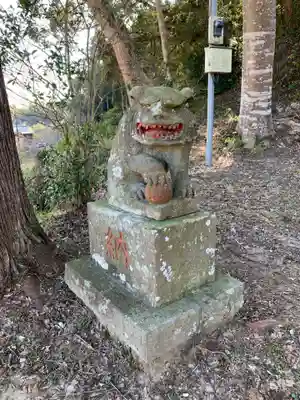 白山神社の狛犬