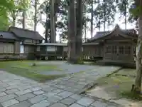 雄山神社中宮祈願殿のその他建物