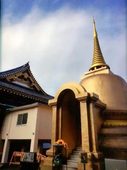 福王山 慈眼寺の塔