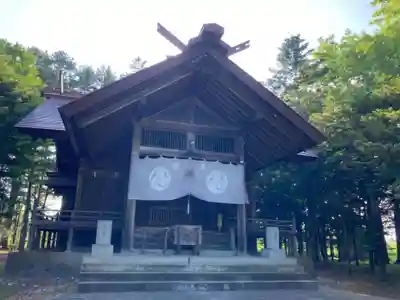 川西神社の本殿・本堂