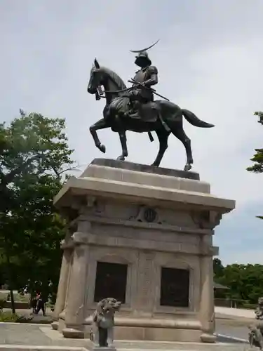 宮城縣護國神社の像