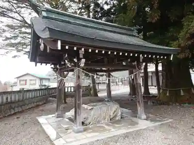 村上神社の手水舎