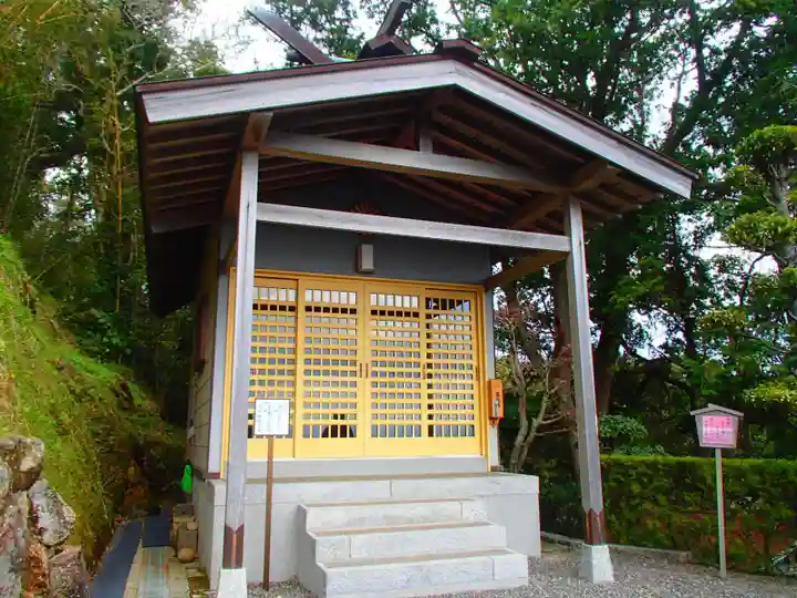 熊野荒坂津神社の本殿・本堂