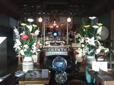 千鶴寺の本殿・本堂