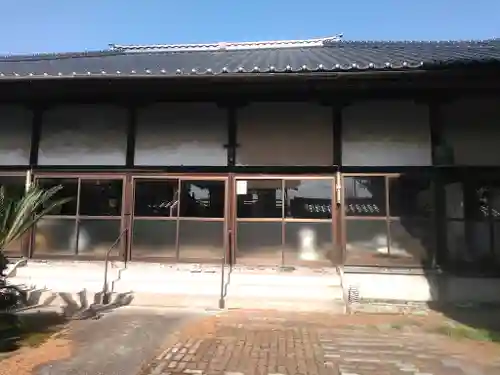 長福寺の本殿・本堂