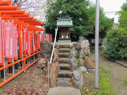 花岡神社（泉）の末社・摂社