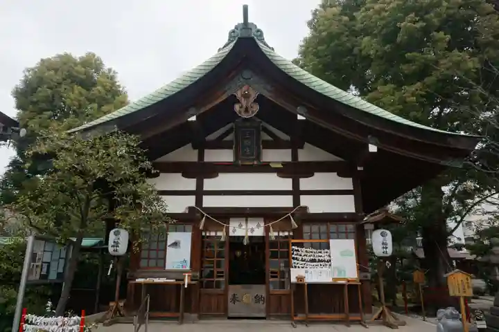 三輪神社の本殿・本堂