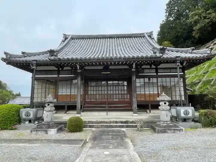 大福寺の{uncategorized: "未分類", other: "その他", undefined: "問題あり", building: "その他建物", grave: "お墓", sacred_gate: "鳥居", guardian: "狛犬", statue: "像", buddha: "仏像", history: "歴史", nature: "自然", garden: "庭園", animal: "動物", pagoda: "塔", temizu: "手水舎", mountain_gate: "山門・神門", sanctuary: "本殿・本堂", subordinate: "末社・摂社", art: "芸術", scenery: "景色", jizo: "地蔵", ema: "絵馬", goshuin: "御朱印", omikuji: "おみくじ", items: "授与品その他", amulet: "お守り", goshuincho: "御朱印帳", eats: "食事", festival: "お祭り", votive_dance: "神楽", shichigosan: "七五三参", wedding: "結婚式", experience: "体験その他", initially: "初詣", around: "周辺", anti_infection: "感染症対策"}