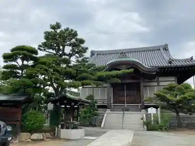 宝蔵寺の本殿・本堂