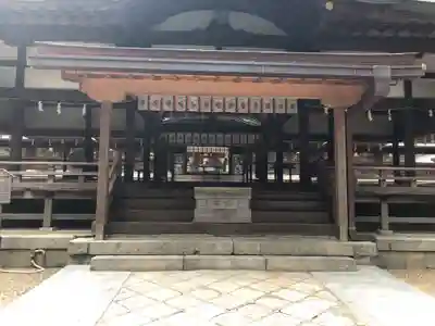 往馬坐伊古麻都比古神社の本殿・本堂