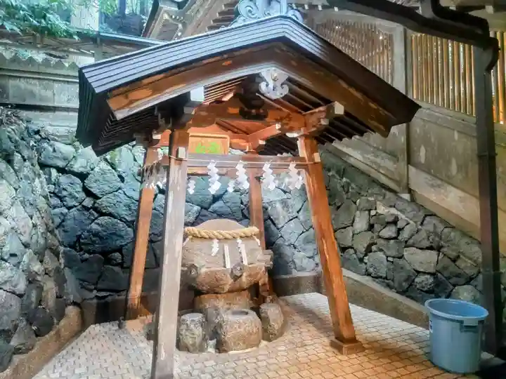 狭井坐大神荒魂神社(狭井神社)(奈良県)