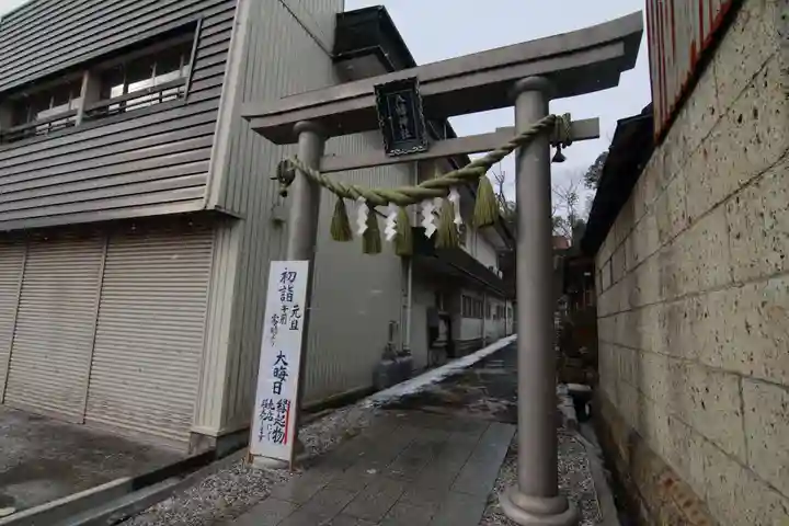 八幡神社の鳥居