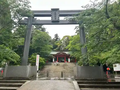 香取神宮の{uncategorized: "未分類", other: "その他", undefined: "問題あり", building: "その他建物", grave: "お墓", sacred_gate: "鳥居", guardian: "狛犬", statue: "像", buddha: "仏像", history: "歴史", nature: "自然", garden: "庭園", animal: "動物", pagoda: "塔", temizu: "手水舎", mountain_gate: "山門・神門", sanctuary: "本殿・本堂", subordinate: "末社・摂社", art: "芸術", scenery: "景色", jizo: "地蔵", ema: "絵馬", goshuin: "御朱印", omikuji: "おみくじ", items: "授与品その他", amulet: "お守り", goshuincho: "御朱印帳", eats: "食事", festival: "お祭り", votive_dance: "神楽", shichigosan: "七五三参", wedding: "結婚式", experience: "体験その他", initially: "初詣", around: "周辺", anti_infection: "感染症対策"}
