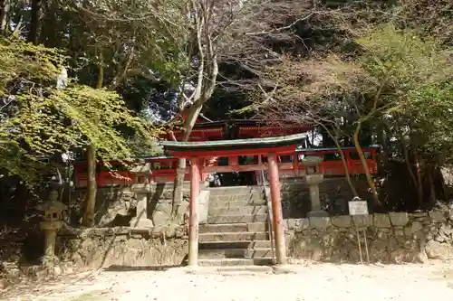 白山神社の鳥居