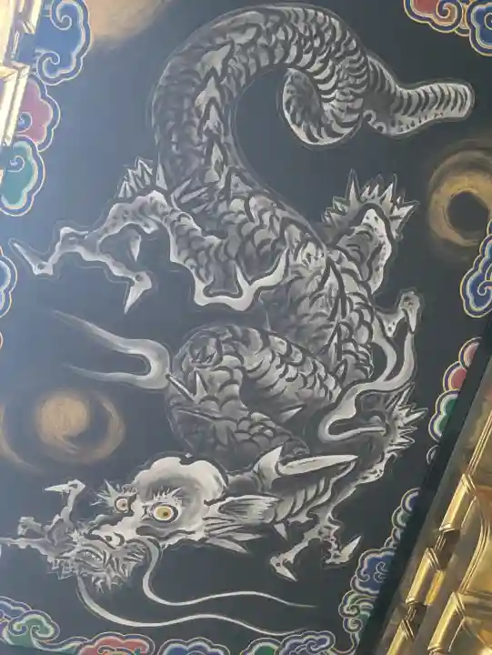 日光東照宮の{uncategorized: "未分類", other: "その他", undefined: "問題あり", building: "その他建物", grave: "お墓", sacred_gate: "鳥居", guardian: "狛犬", statue: "像", buddha: "仏像", history: "歴史", nature: "自然", garden: "庭園", animal: "動物", pagoda: "塔", temizu: "手水舎", mountain_gate: "山門・神門", sanctuary: "本殿・本堂", subordinate: "末社・摂社", art: "芸術", scenery: "景色", jizo: "地蔵", ema: "絵馬", goshuin: "御朱印", omikuji: "おみくじ", items: "授与品その他", amulet: "お守り", goshuincho: "御朱印帳", eats: "食事", festival: "お祭り", votive_dance: "神楽", shichigosan: "七五三参", wedding: "結婚式", experience: "体験その他", initially: "初詣", around: "周辺", anti_infection: "感染症対策"}