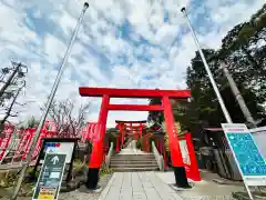 三光稲荷神社の鳥居