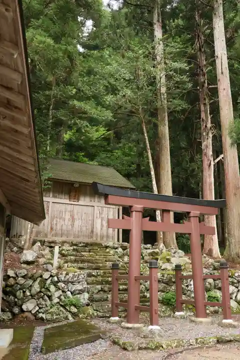 思子淵神社(滋賀県)