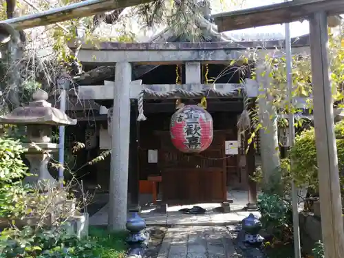 雨宝院の鳥居