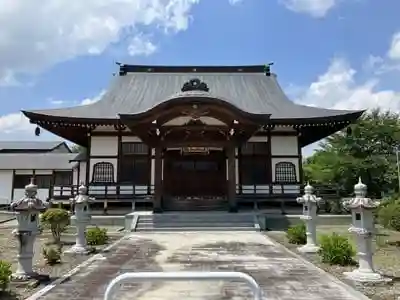 旭田寺の本殿