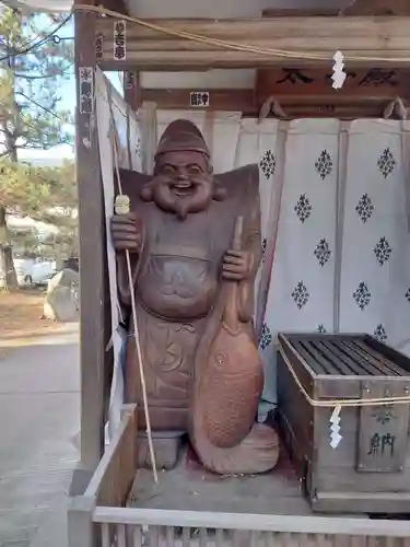 白鳥神社の像