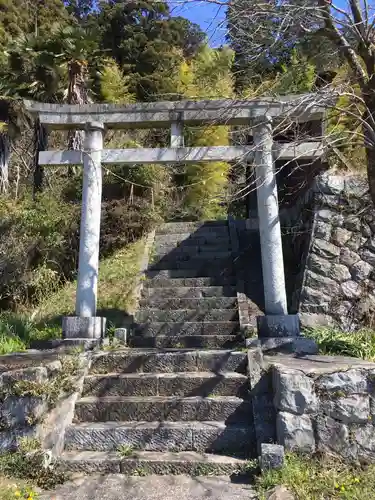 佐波々地祇神社の鳥居