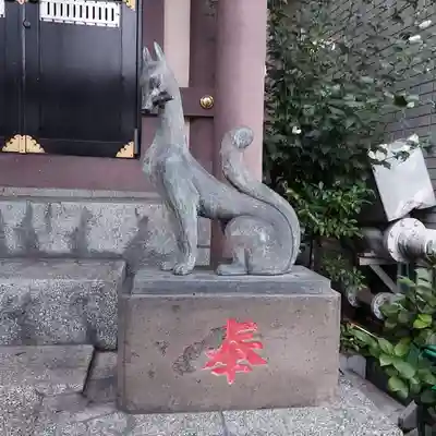 伏見三寳稲荷神社の狛犬