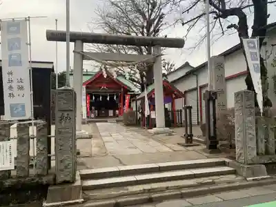 葛飾氷川神社の鳥居