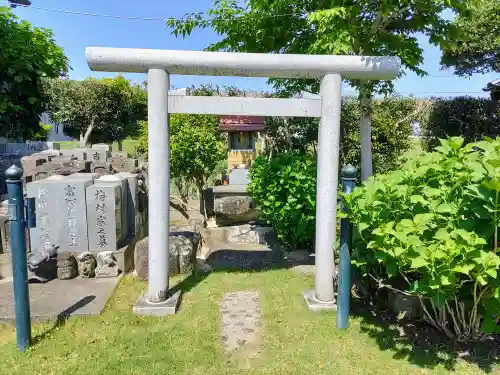 義眞寺の鳥居