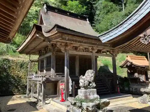 春日神社の本殿