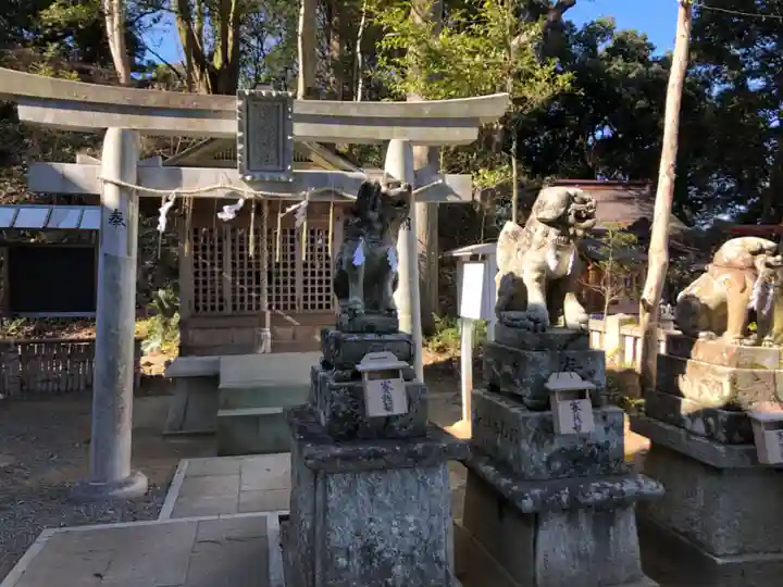 椎宮八幡神社の末社・摂社