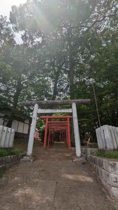 城山稲荷神社の鳥居