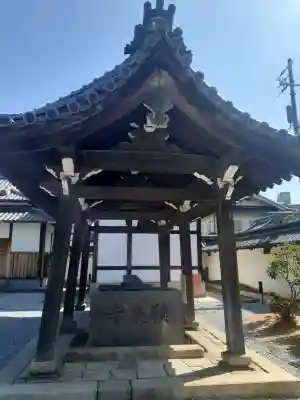 願泉寺(貝塚御坊)の{uncategorized: "未分類", other: "その他", undefined: "問題あり", building: "その他建物", grave: "お墓", sacred_gate: "鳥居", guardian: "狛犬", statue: "像", buddha: "仏像", history: "歴史", nature: "自然", garden: "庭園", animal: "動物", pagoda: "塔", temizu: "手水舎", mountain_gate: "山門・神門", sanctuary: "本殿・本堂", subordinate: "末社・摂社", art: "芸術", scenery: "景色", jizo: "地蔵", ema: "絵馬", goshuin: "御朱印", omikuji: "おみくじ", items: "授与品その他", amulet: "お守り", goshuincho: "御朱印帳", eats: "食事", festival: "お祭り", votive_dance: "神楽", shichigosan: "七五三参", wedding: "結婚式", experience: "体験その他", initially: "初詣", around: "周辺", anti_infection: "感染症対策"}