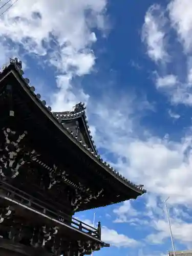 観音寺の山門・神門
