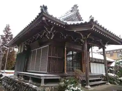 雲納寺の本殿