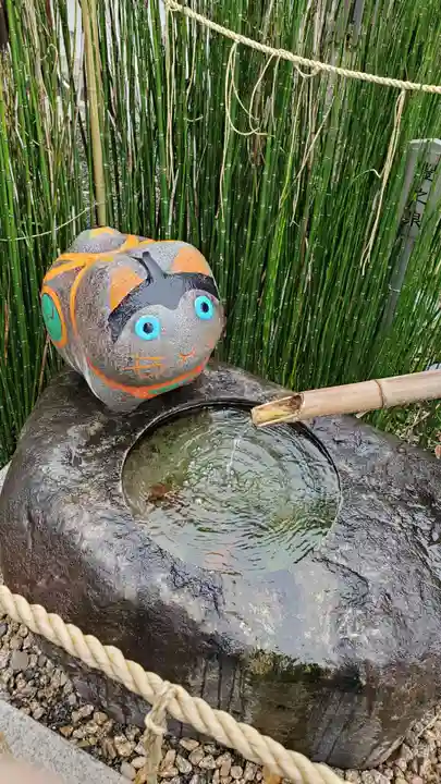 阿豆佐味天神社 立川水天宮の手水舎