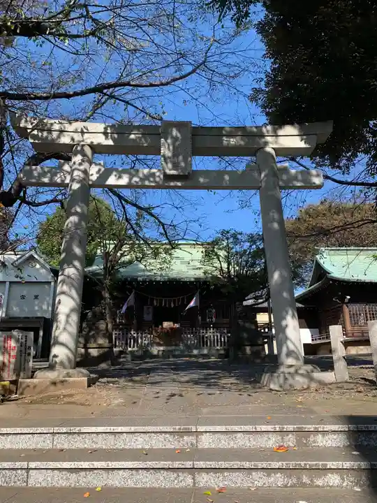 本郷氷川神社の鳥居