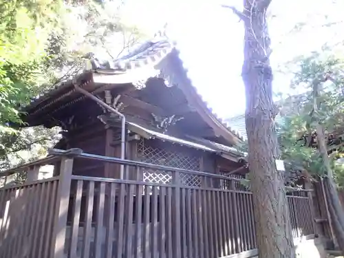 三囲神社の本殿・本堂