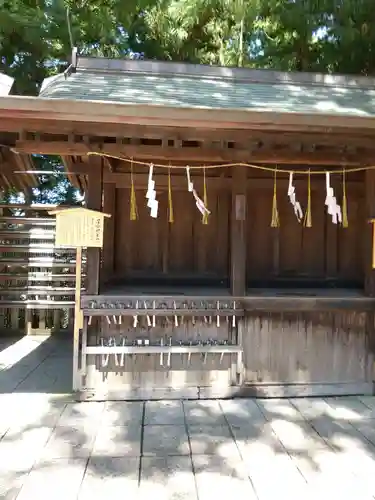 諏訪大社下社秋宮の末社・摂社