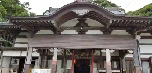 舘山寺の本殿・本堂