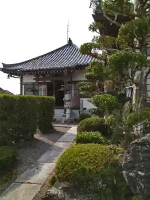 長福寺の本殿・本堂