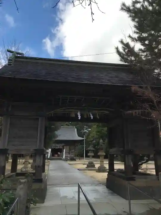 阿太加夜神社の山門・神門
