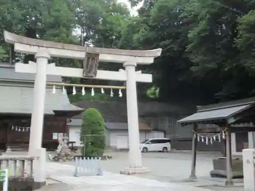 正一位岩走神社(東京都)