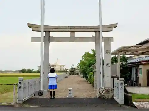 縣社の鳥居